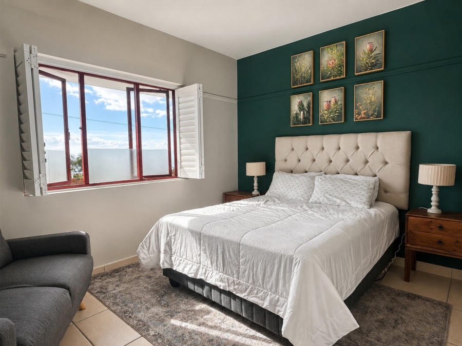2 Bedroom Property for Sale in Simons Town Western Cape